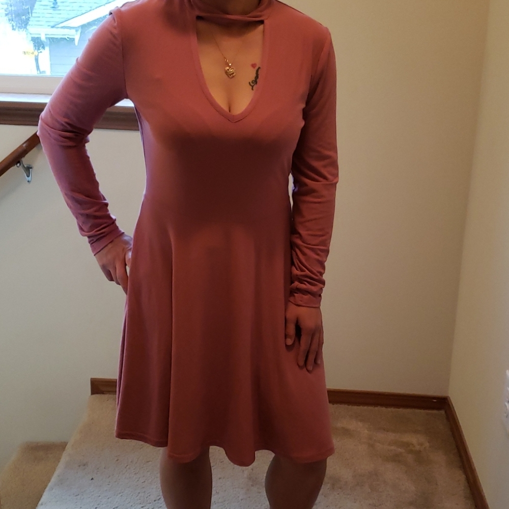 Dressed - Picture 2 of 3